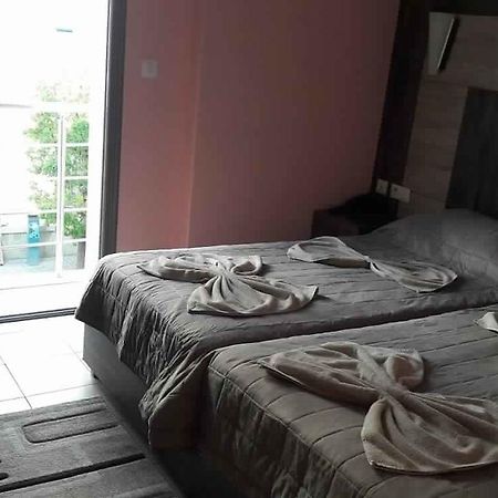 תוניס Hotel Matous מראה חיצוני תמונה