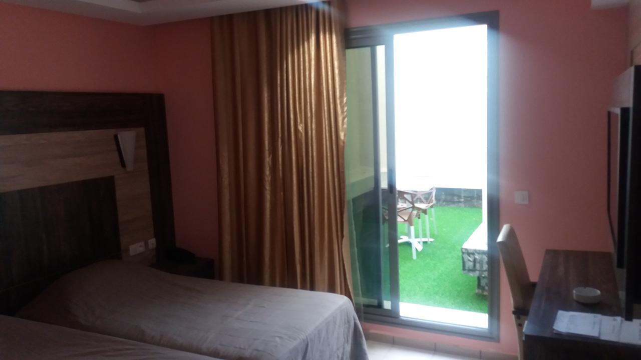 תוניס Hotel Matous מראה חיצוני תמונה